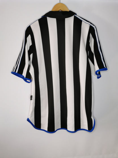 1999 Newcastle Home, Large