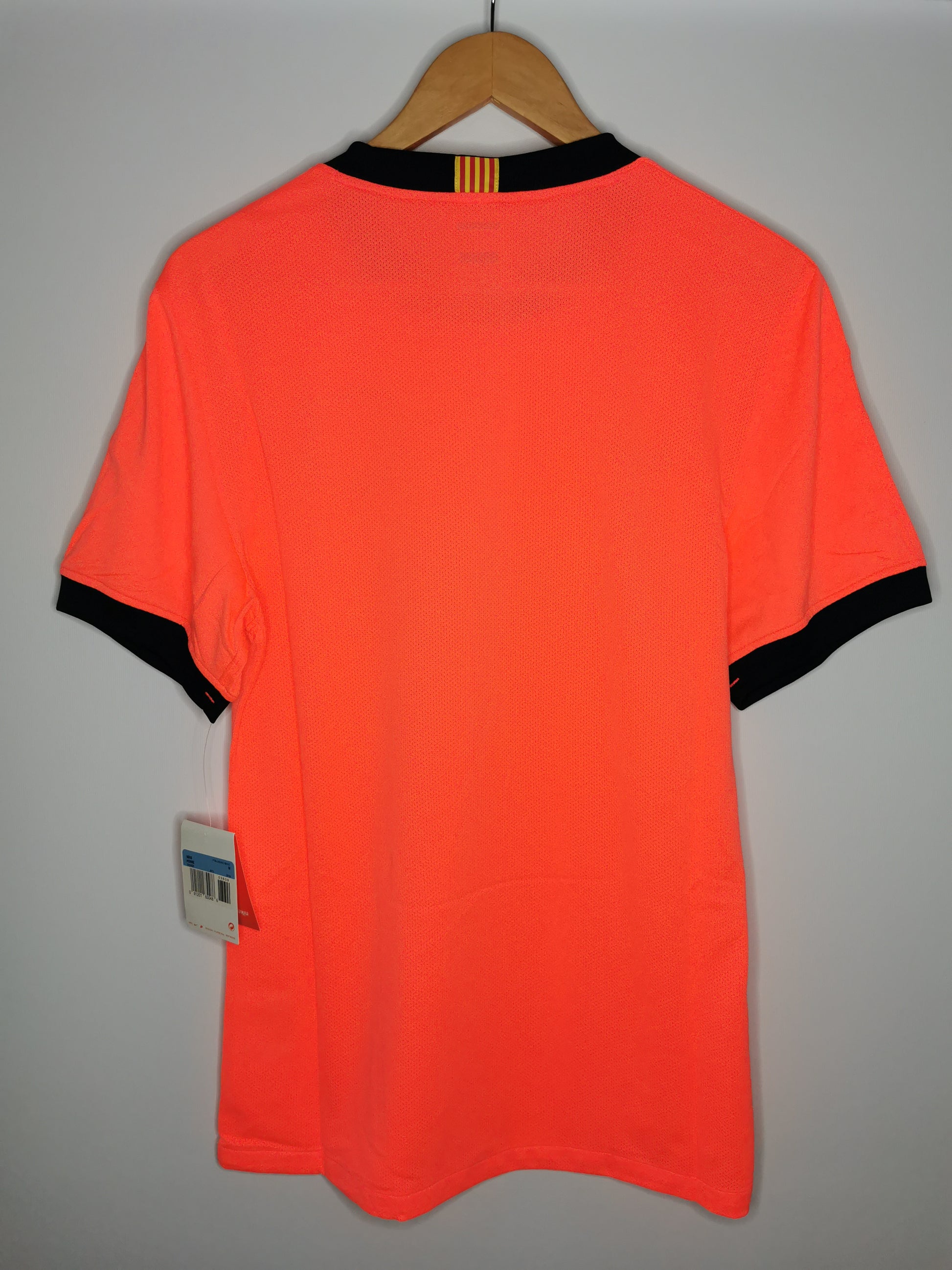 Authentic 2009 Barcelona Away Kitroom Issue (Image 4)